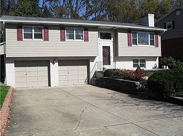 2nd image of 144 Sunrise Dr