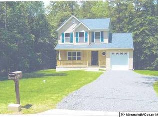 641 Oak Glen Rd, Howell, NJ 07731