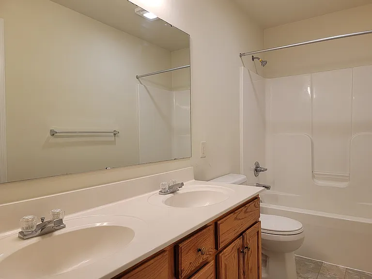 542 Indian Rock Cir — Photo 18