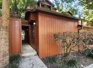 956 SW 55th Ter, Gainesville, FL 32607