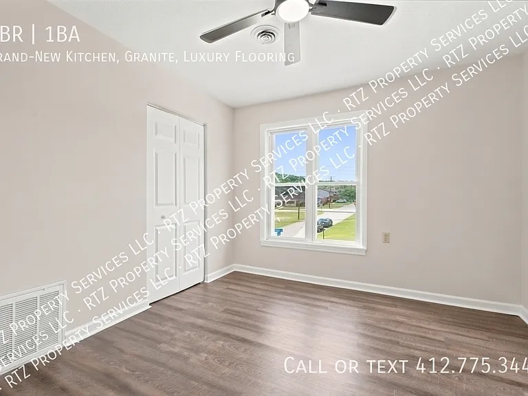 801 Vine St #2 — Photo 10