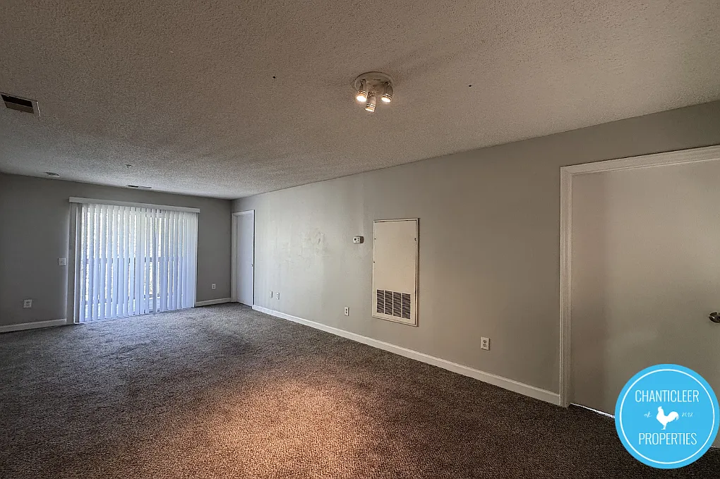 303 Smith Level Road - C31 — Photo 3