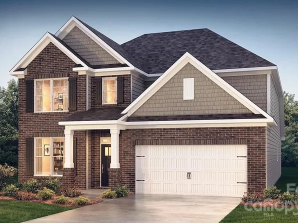 282 Fox Cove Rd, Hendersonville, NC 28792