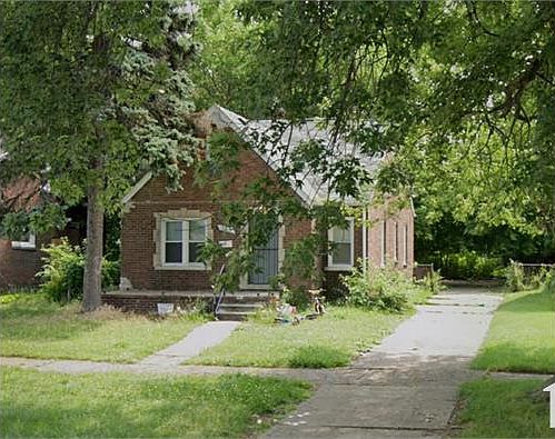 1st image of 18100 Strasburg St