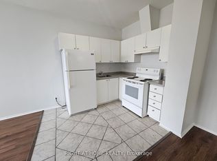 1801 Eglinton Ave W #302, Toronto, ON M6E 2H8