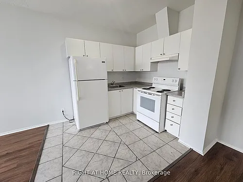 1801 Eglinton Ave W Photo 1