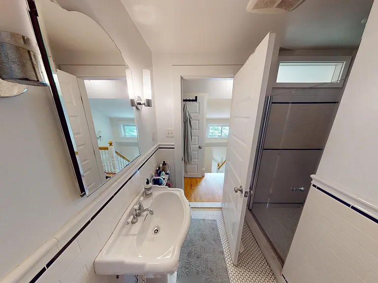 1 Woodstock Ave #A — Photo 22