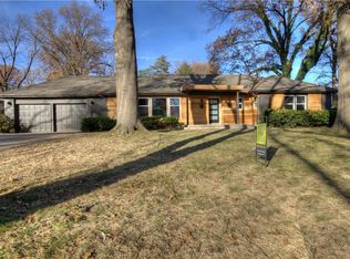 3008 W 81st Ter, Leawood, KS 66206