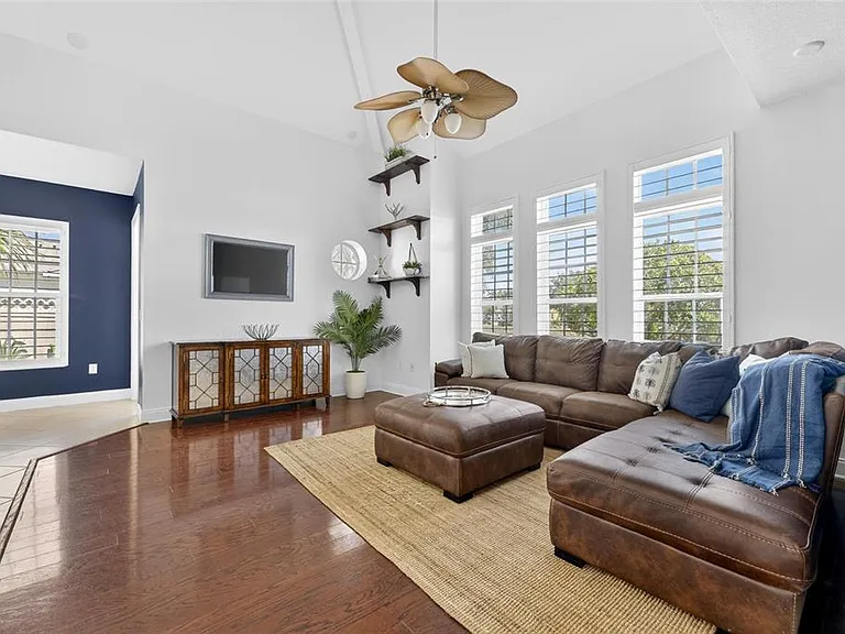 5536 Luminar Pointe Ln — Photo 15