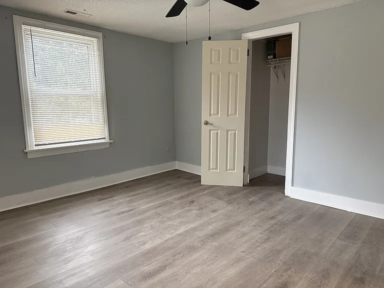 2718 Newsome St — Photo 14