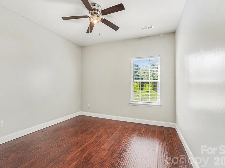 147 Allenton Way — Photo 4