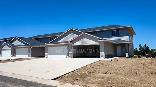 Sundance Ridge / Hitching Place Photo 1