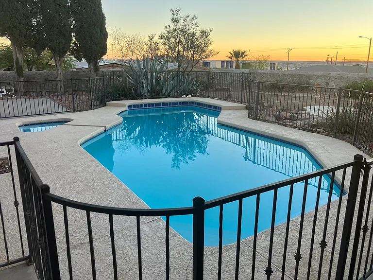 6739 Mariposa Dr — Photo 12