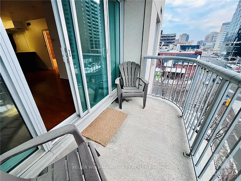 200 Rideau St #607 — Photo 17