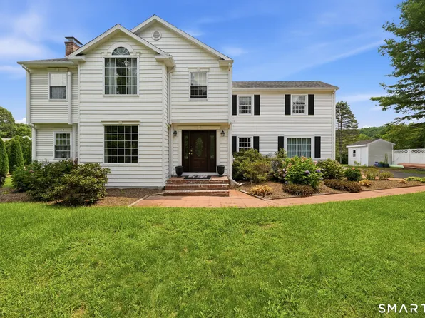 4 Lovers Lane, East Lyme, CT 06333