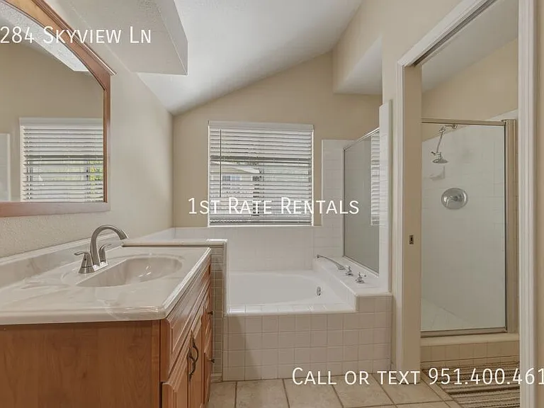 3284 Skyview Ln — Photo 15