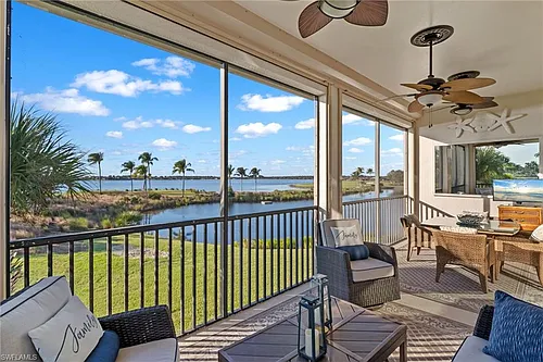 9064 Siesta Bay Dr #201 Photo 1