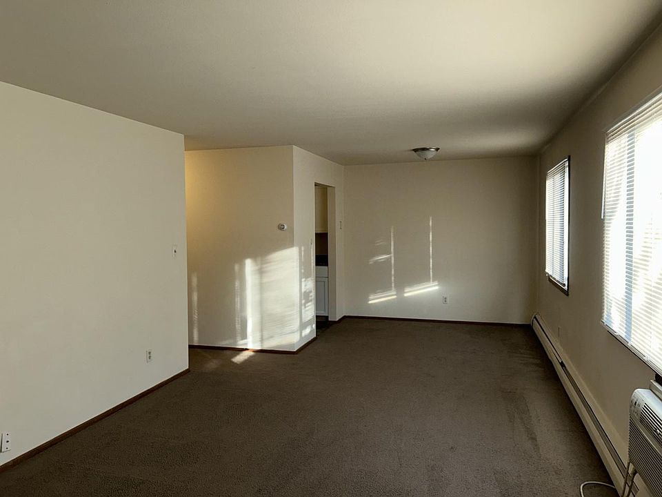 2nd image of 5143 N 76th St APT 2