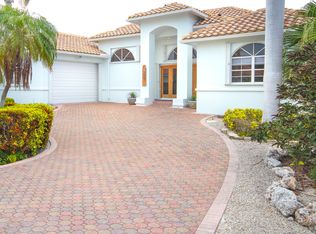300 13th St, Key Colony, FL 33051