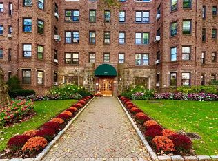 253 Garth Rd APT 5G, Scarsdale, NY 10583