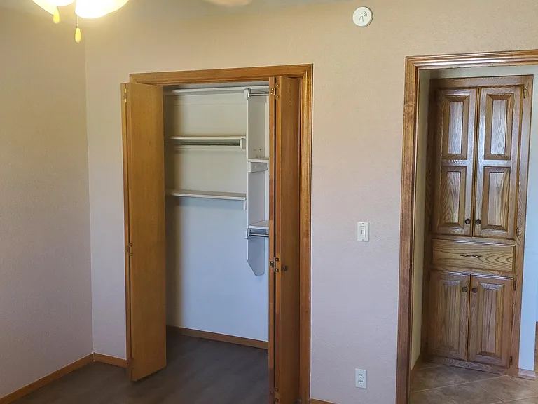BR2 closet, linen closet