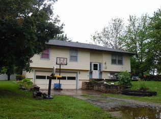 237 NE Mayes St, Melvern, KS 66510
