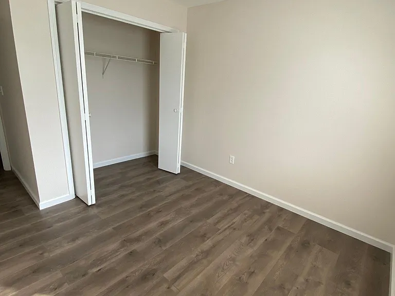 36 Renaissance Ln — Photo 26