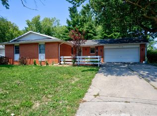 409 Armor Rd, Springfield, IL 62704