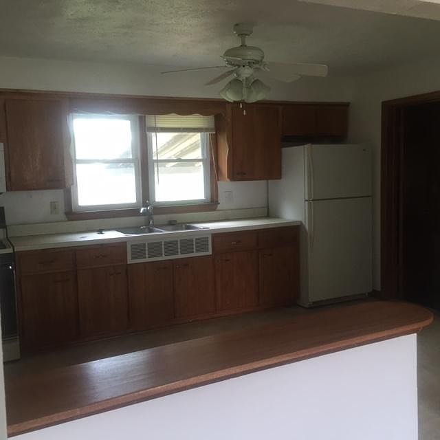 2nd image of 55 Marquette Rd