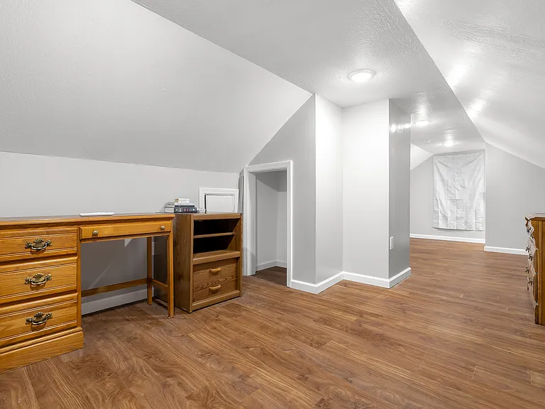 1920 Elm St #1 — Photo 16