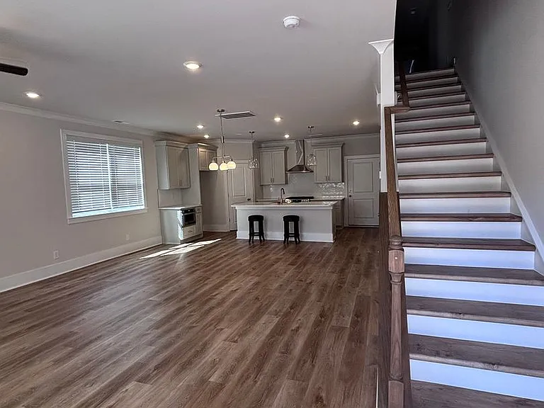 4638 Dogwood Pl — Photo 3