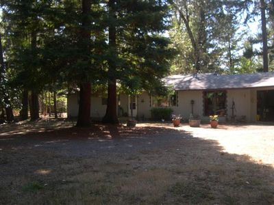 200 Maureen Dr, Cave Junction, OR, 97523