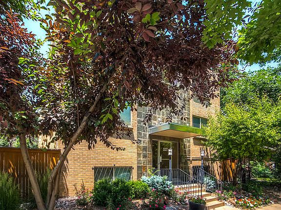 3rd image of 1327 N Steele St APT 204