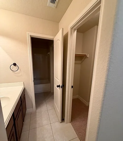 21706 Chaucer Hl — Photo 14