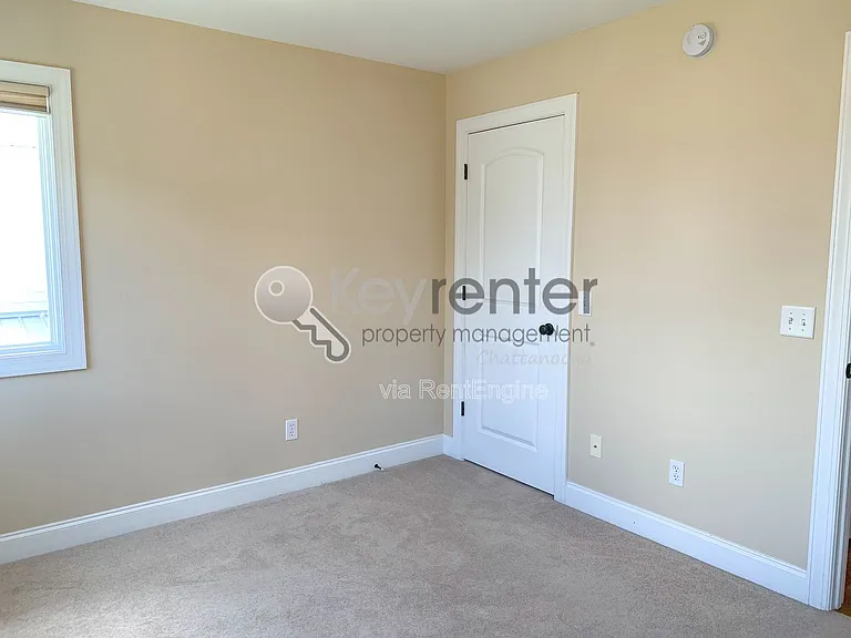 630 17th St — Photo 20