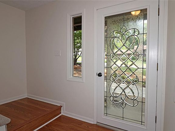 2nd image of 5027 Camden Ct