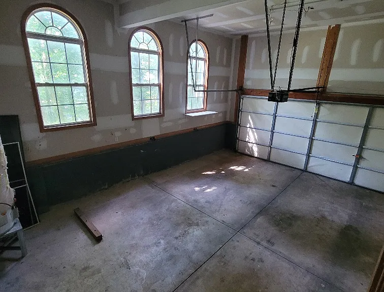 315 Robin Hood Rd — Photo 15