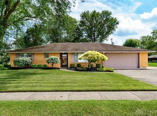 408 Westview Pl, Englewood, OH