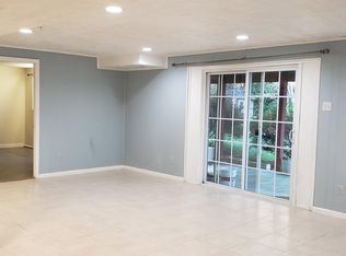 5007 Roslyn Rd, Annandale, VA 22003