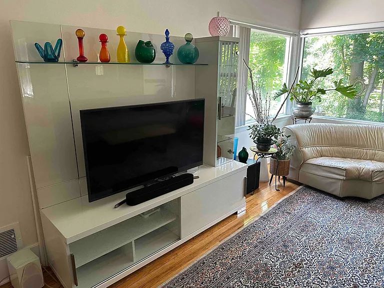 262 Maple Hill Rd — Photo 4