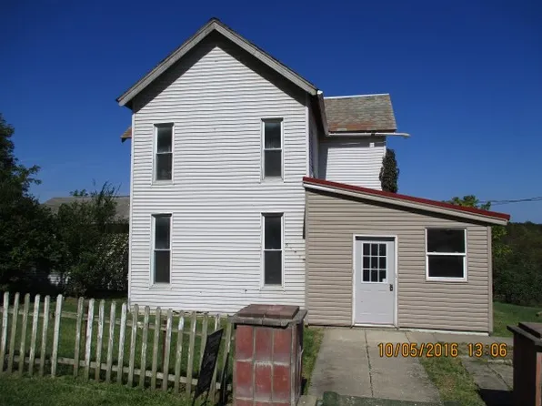 63232 Frankfort Rd, Salesville, OH 43778