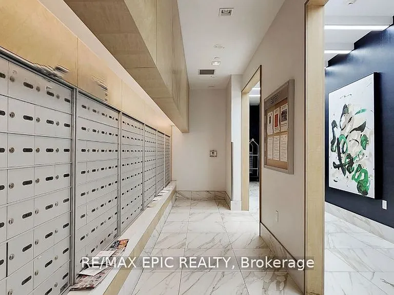 89 McGill St #2510 — Photo 10