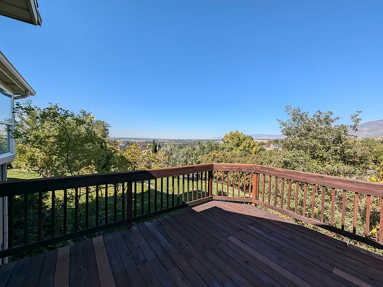1103 E Skyler Dr — Photo 4