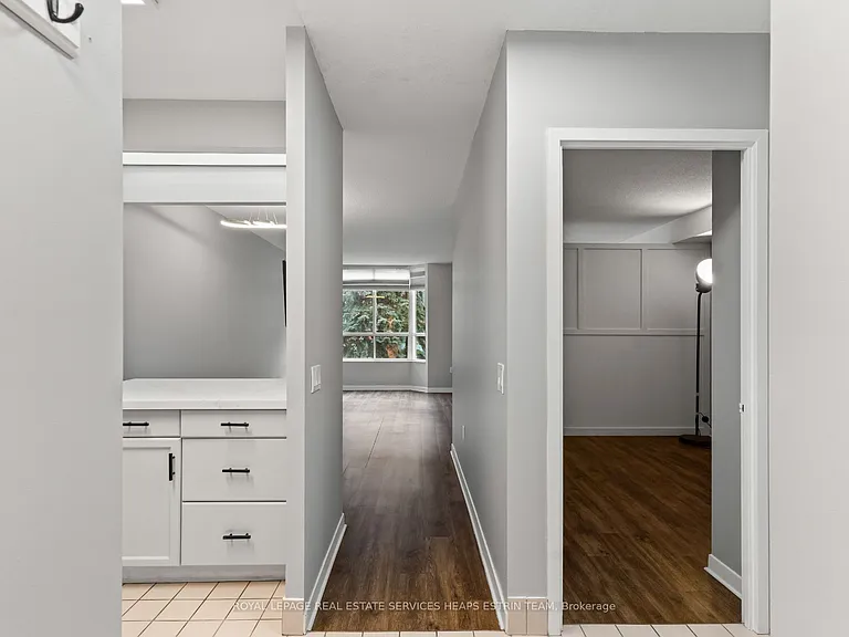 284 Bloor St W #304 — Photo 10