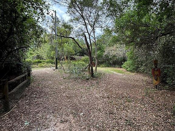 4th image of 10679 Goose Prairie Rd