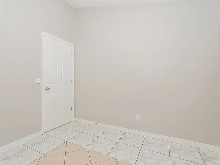 9599 Lupine Ave — Photo 16