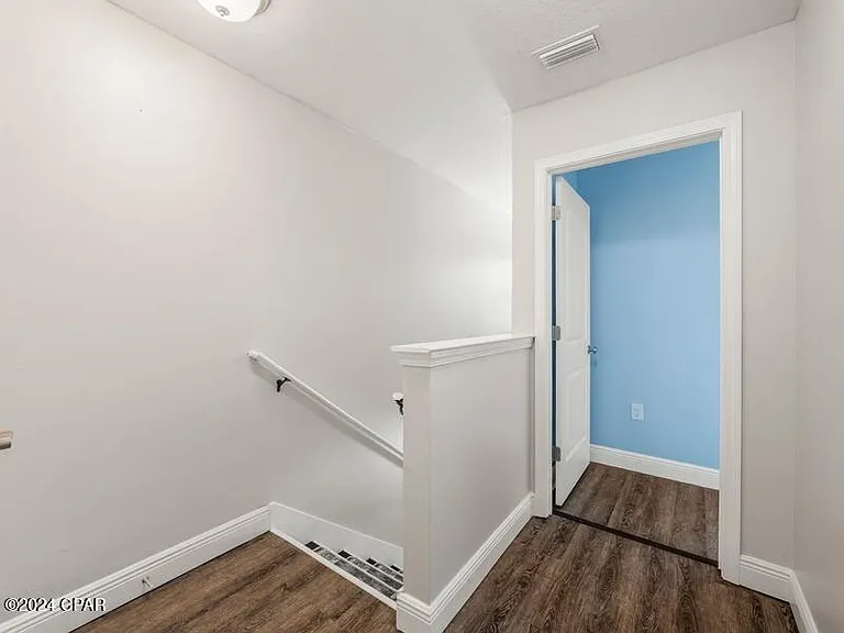 7654 Shadow Lake Dr — Photo 24