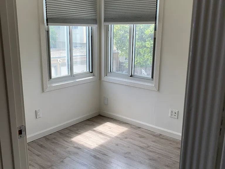 745 Mills Ave — Photo 5