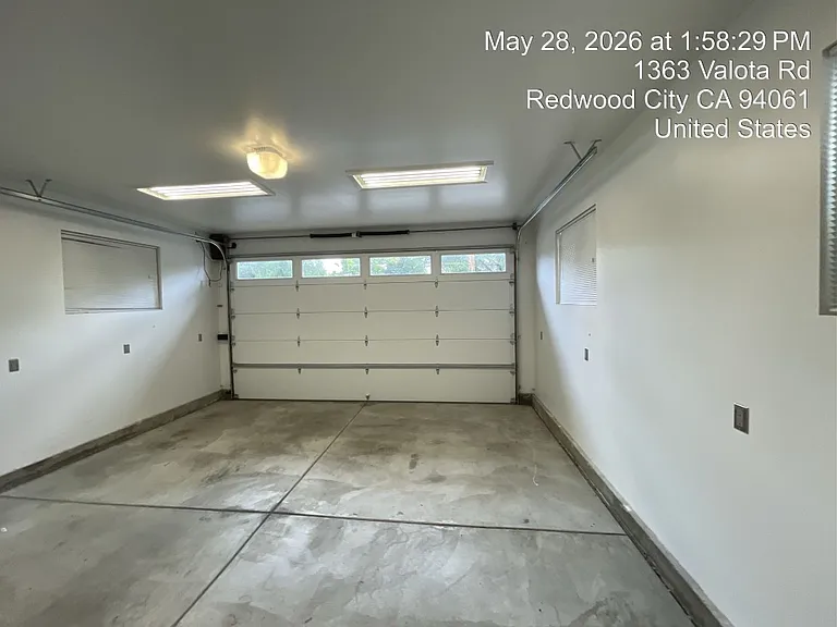 1377 Valota Rd #1 — Photo 8