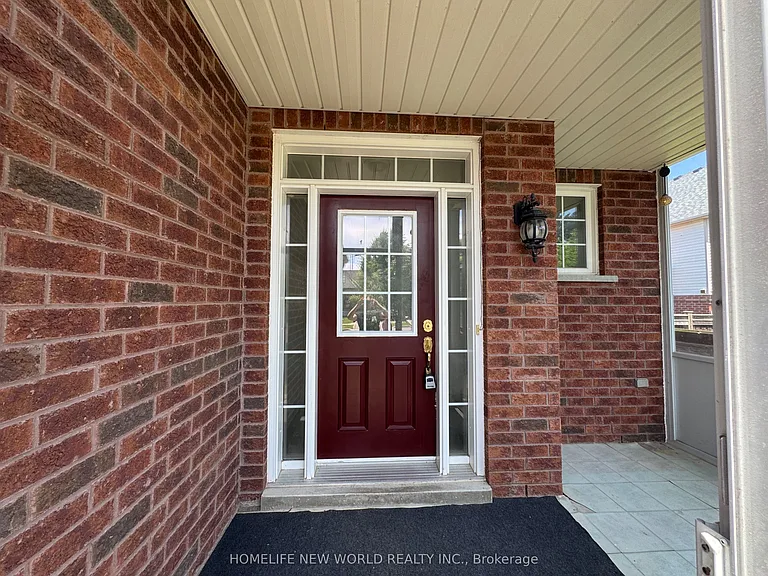 1111 Glenbourne Dr — Photo 2